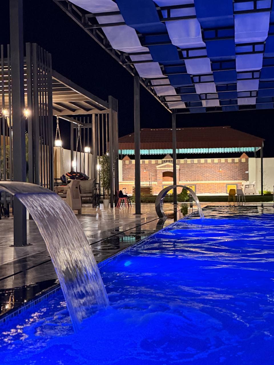 Royal Palace Resort — architecture and interiors